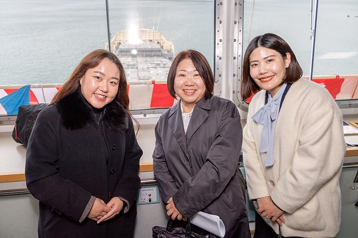 Inside Ship Tour - KAKO, 1,000TEU Coastal Container Carrier